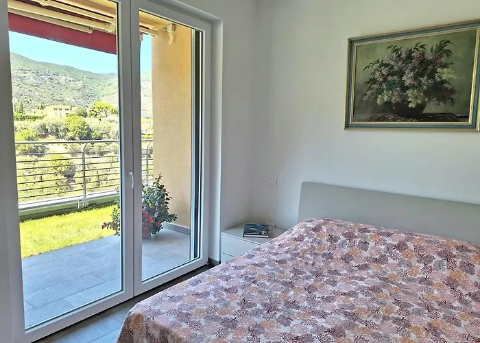 Dolce Far Niente Апартаменты Алассио